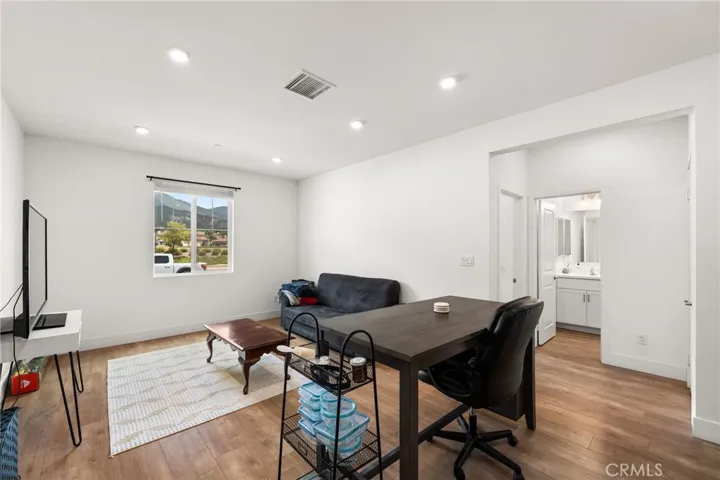 3557 W Seco, San Bernardino, California 92407