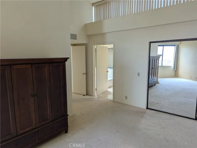270 Cagney Lane 308, Newport Beach, California 92663