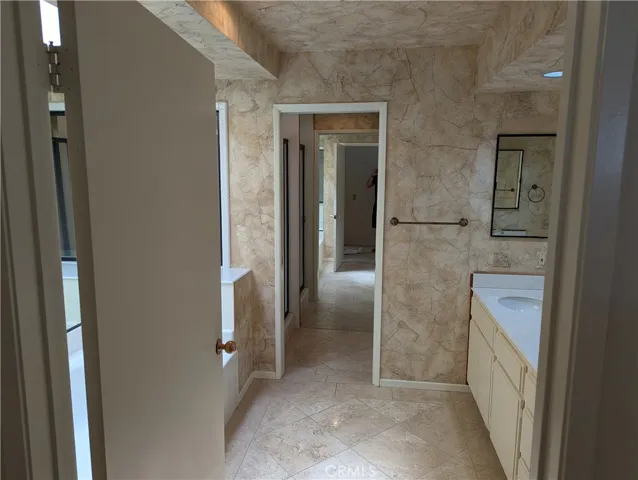 270 Cagney Lane 308, Newport Beach, California 92663