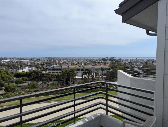 270 Cagney Lane 308, Newport Beach, California 92663