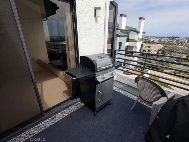 270 Cagney Lane 308, Newport Beach, California 92663