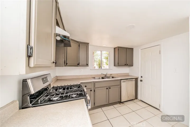 281 W 12th, Beaumont, California 92223