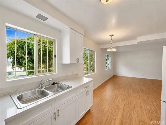 410 N Market Street 17, Inglewood, California 90302