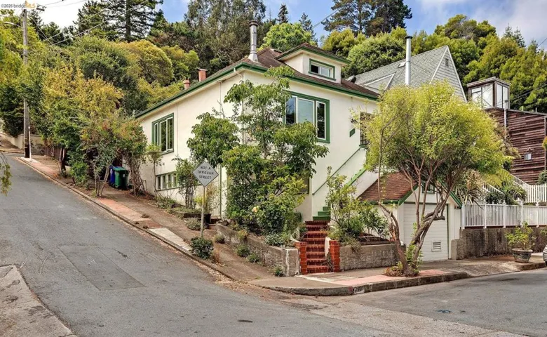 243 Nevada Av, Richmond, California 94801