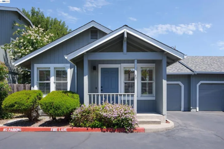 49 Okelley Way, Santa Rosa, California 95403