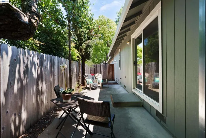 49 Okelley Way, Santa Rosa, California 95403