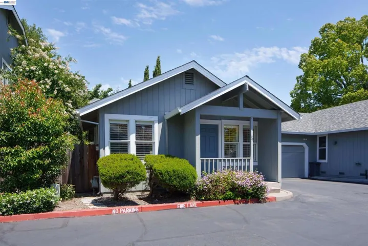 49 Okelley Way, Santa Rosa, California 95403
