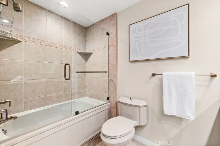 Hall Tub