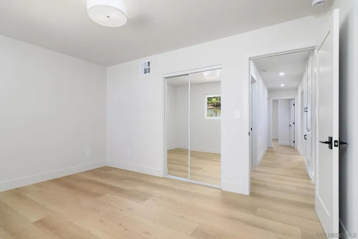 6946 Everglades Ave, San Diego, California 92119