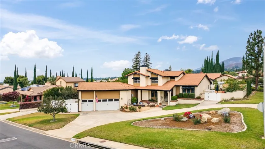 Welcome Home to 2429 Cliff Rd, Upland