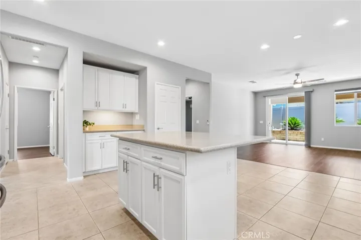 1624 Camino Cresta, Hemet, California 92545