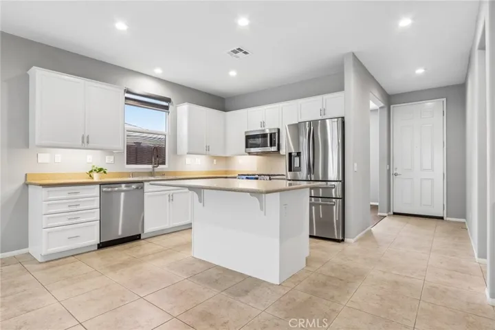 1624 Camino Cresta, Hemet, California 92545