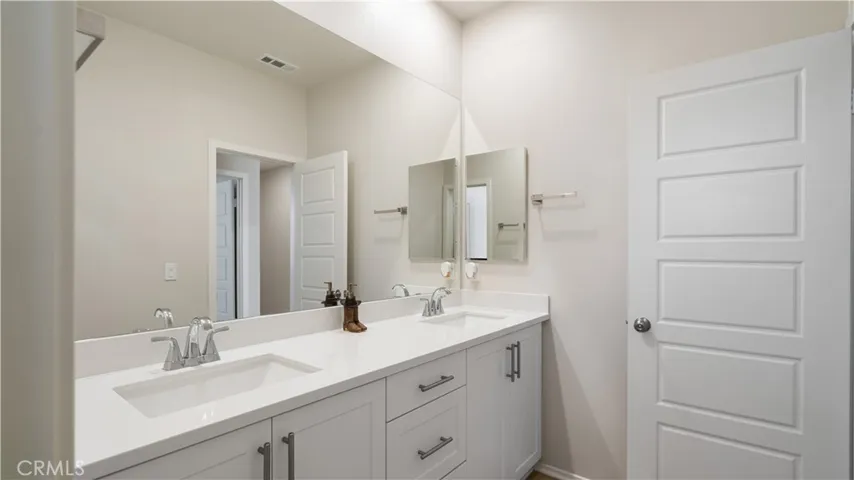 13925 Mesa View, Victorville, California 92392