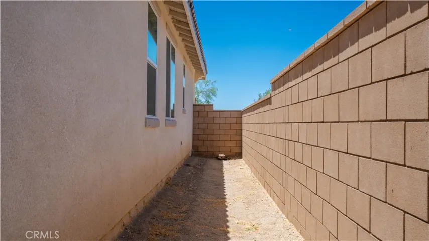13925 Mesa View, Victorville, California 92392