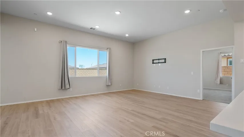 13925 Mesa View, Victorville, California 92392