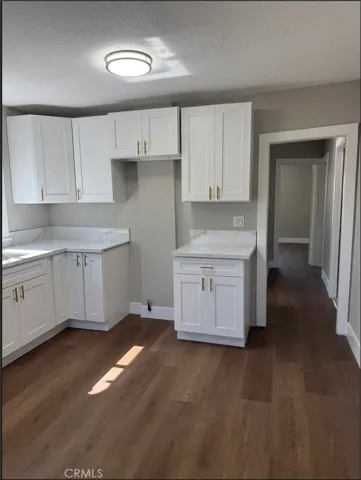 2022 W 31st, Los Angeles, California 90018
