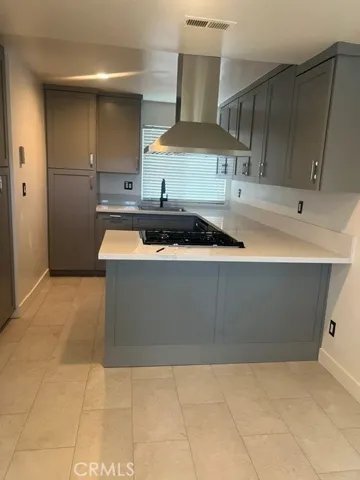 16908 S New Hampshire, Gardena, California 90247