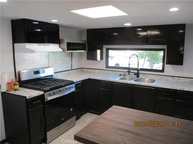 771 S Palm, Hemet, California 92543