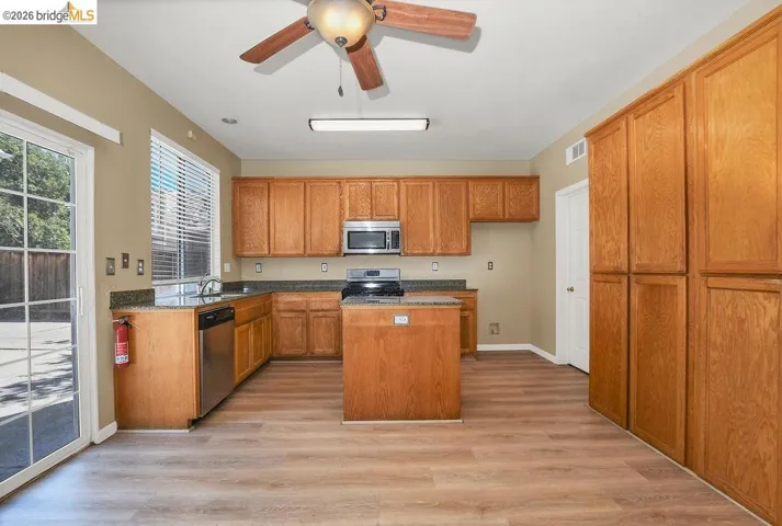1091 Claremont Drive, Brentwood, California 94513-2951