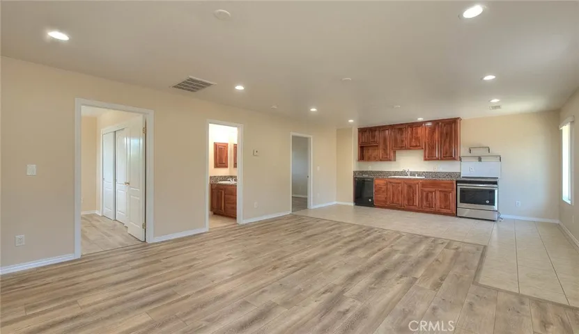 17292 Bali, Riverside, California 92504