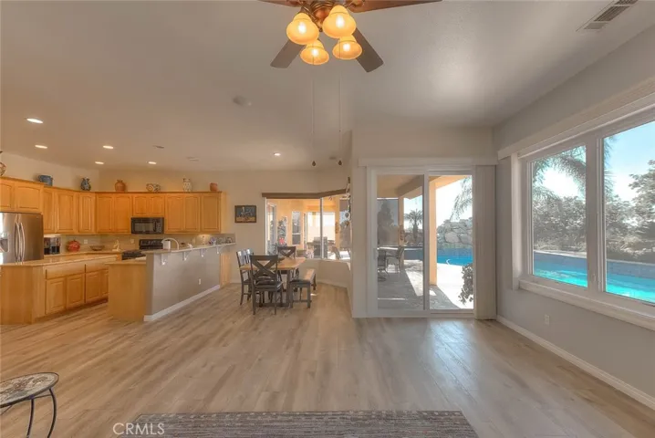 17292 Bali, Riverside, California 92504