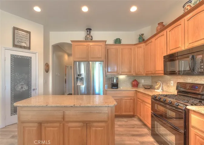 17292 Bali, Riverside, California 92504