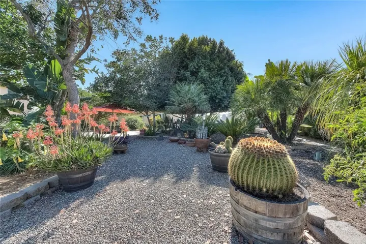17292 Bali, Riverside, California 92504