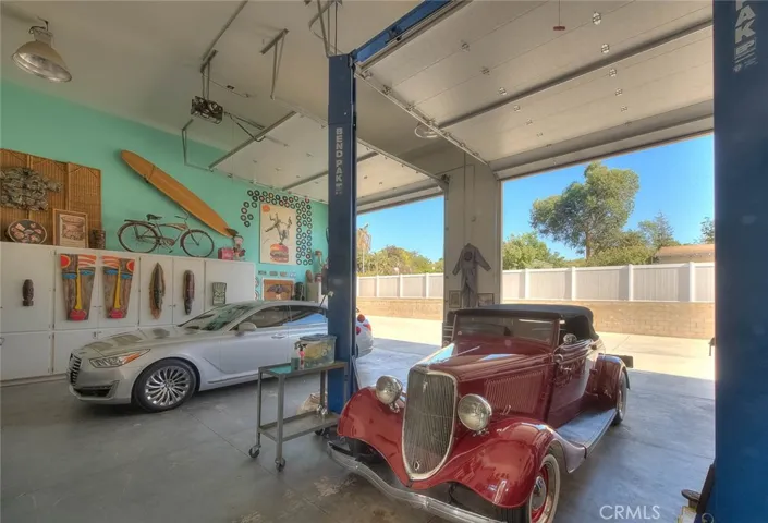 17292 Bali, Riverside, California 92504