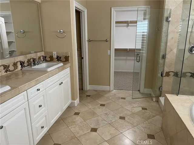 45009 Oakford Court, Temecula, California 92592
