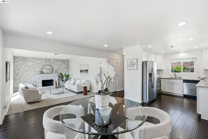 3 W Lake Ct., Antioch, California 94509