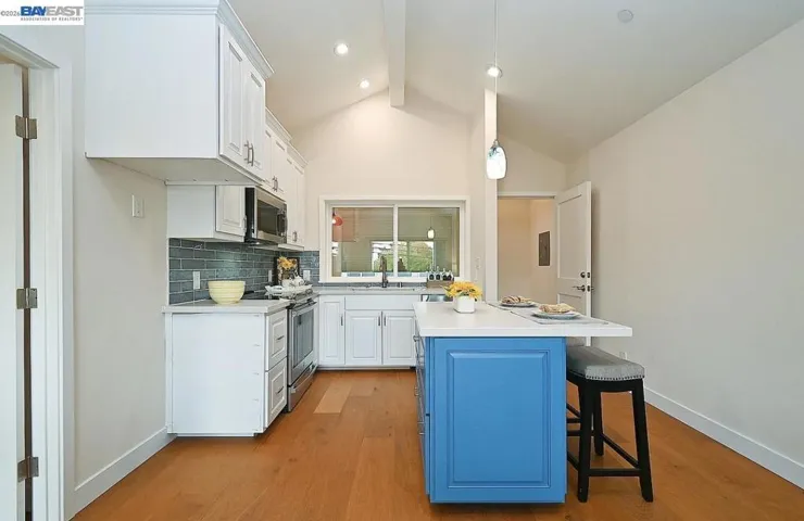 3856 Vineyard Ave, Pleasanton, California 94566