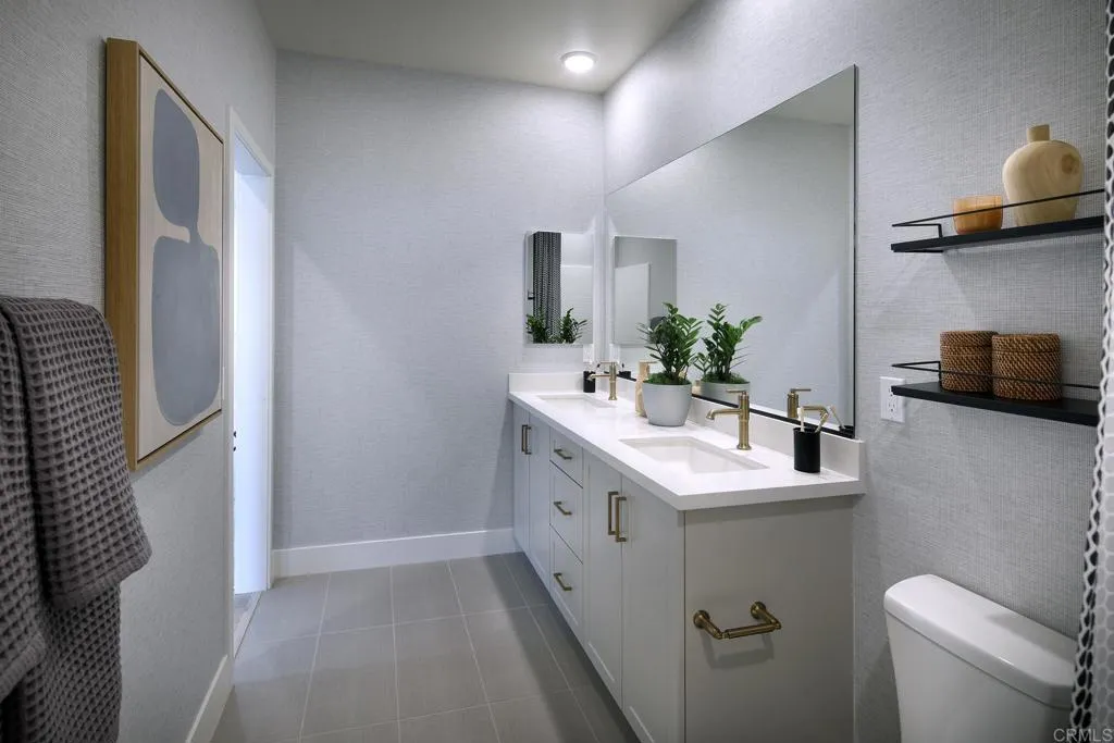 Upstairs Primary Bath
