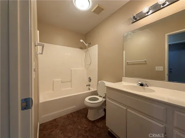 13579 Winewood, Victorville, California 92392