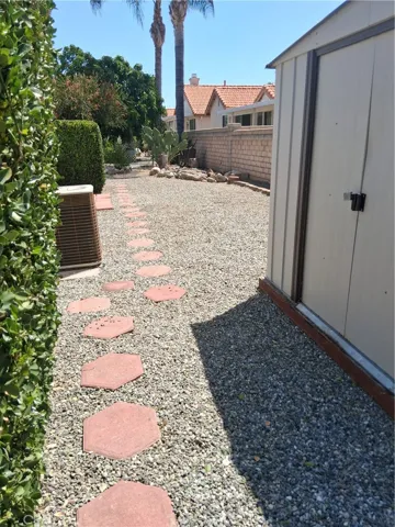 725 W Thornton 157, Hemet, California 92543