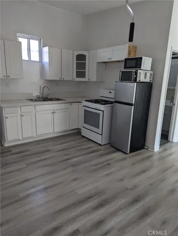 643 E Broadway, Long Beach, California 90802