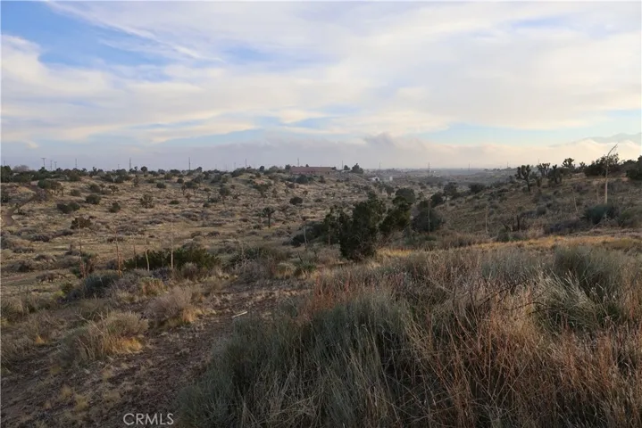 9955 Macron Street, Hesperia, California 92344