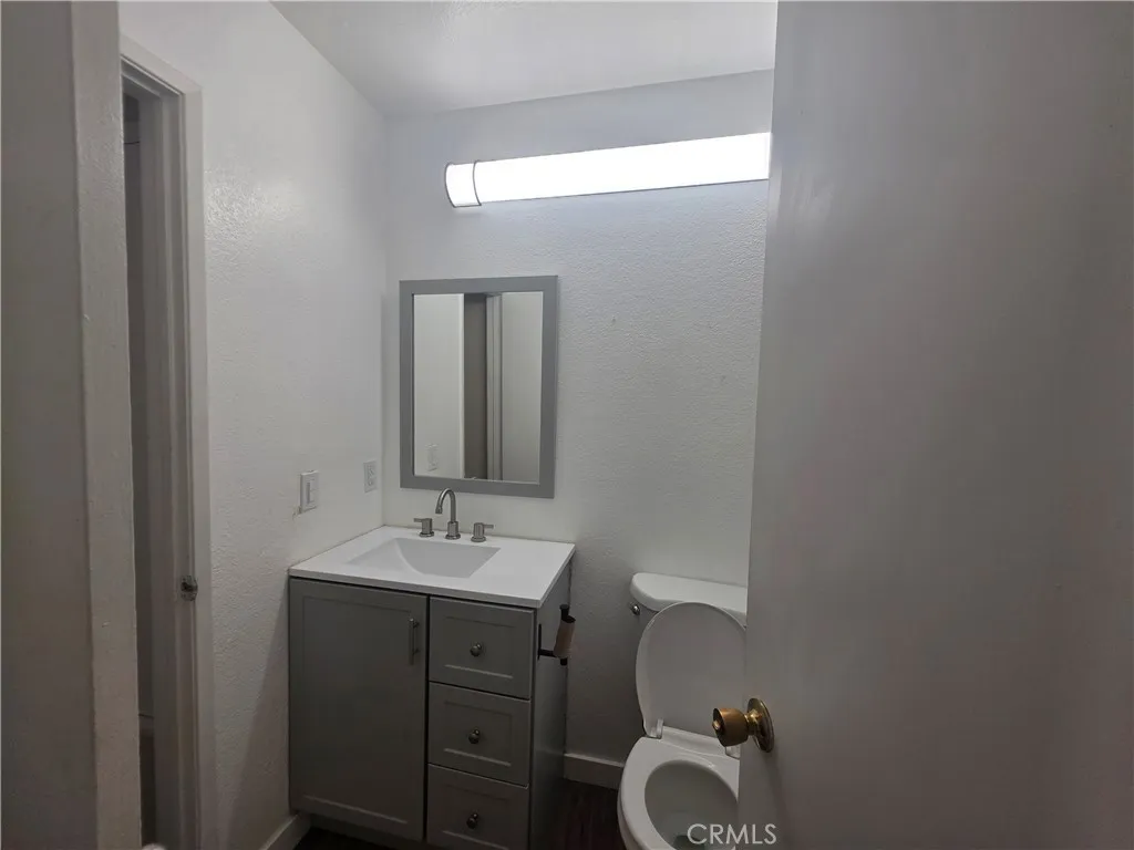 !st floor full bathroom