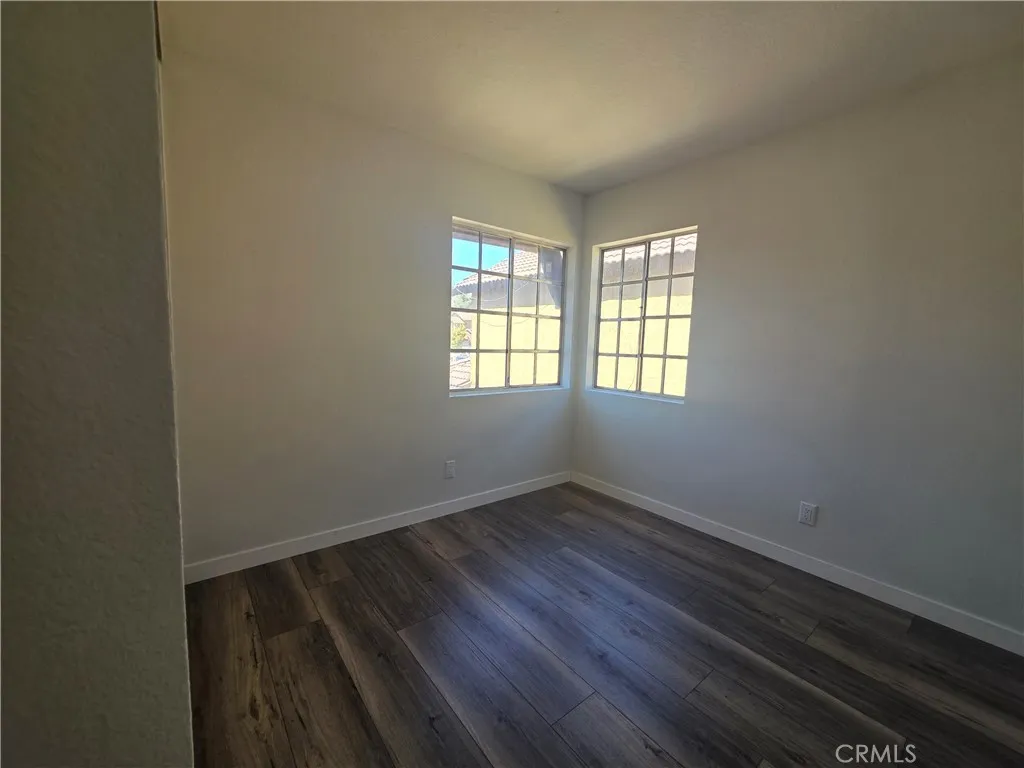 2nd bedroom Upstairs