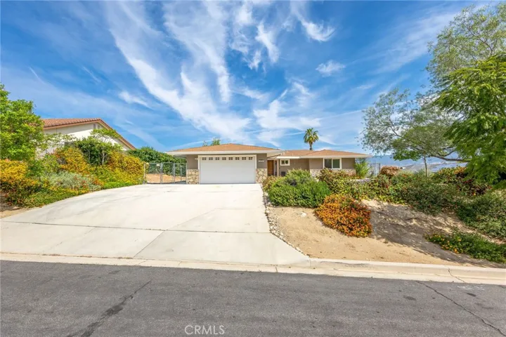 44900 Viejo, Hemet, California 92544