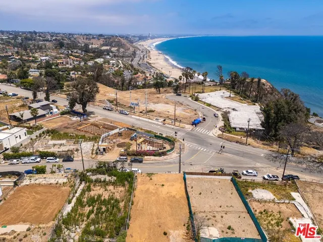 17034 Livorno Drive, Pacific Palisades, California 90272
