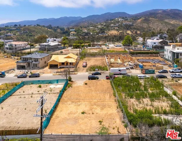 17034 Livorno Drive, Pacific Palisades, California 90272