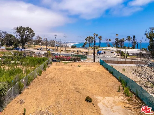 17034 Livorno Drive, Pacific Palisades, California 90272