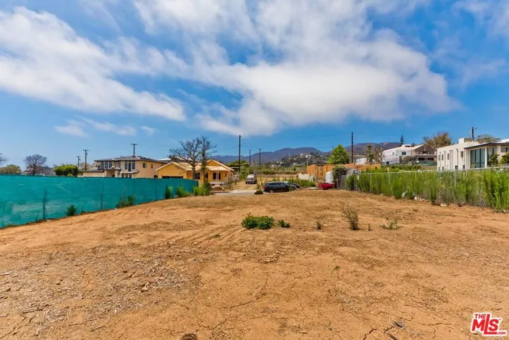 17034 Livorno Drive, Pacific Palisades, California 90272