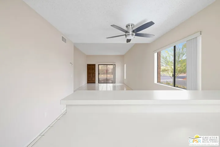 2400 Los Coyotes Drive, Palm Springs, California 92264