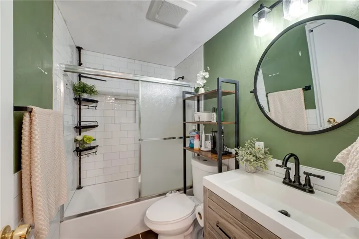 4792 Larwin Avenue, Cypress, California 90630