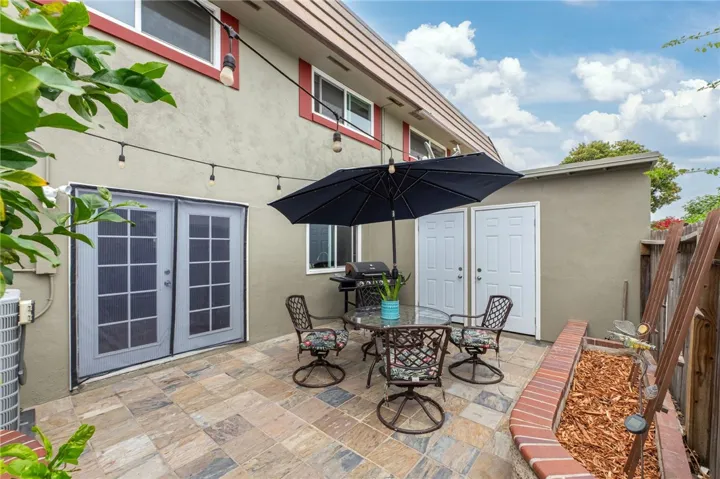 4792 Larwin Avenue, Cypress, California 90630
