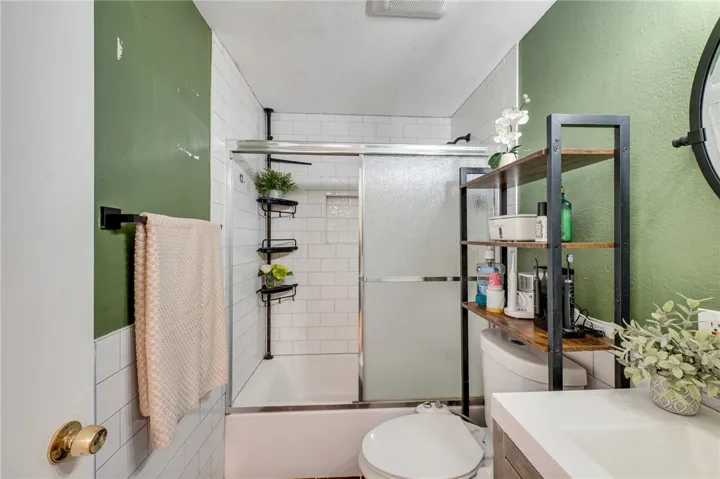4792 Larwin Avenue, Cypress, California 90630