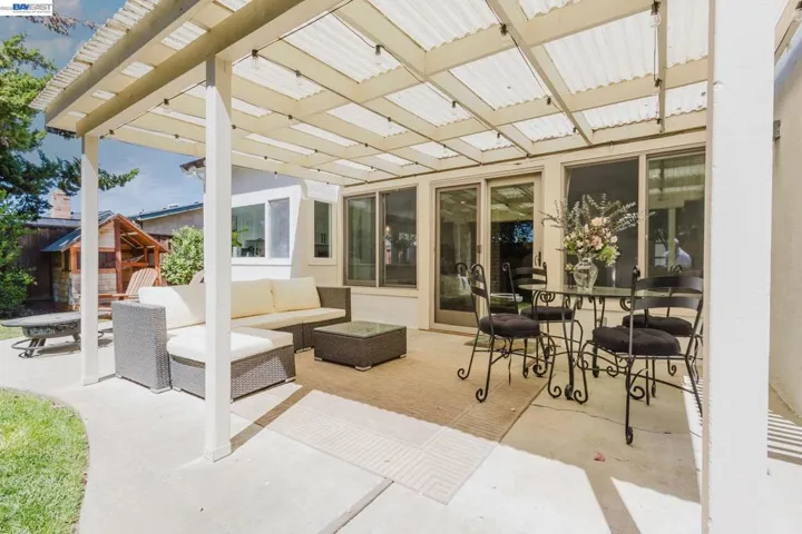 220 Yosemite Dr., Livermore, California 94551