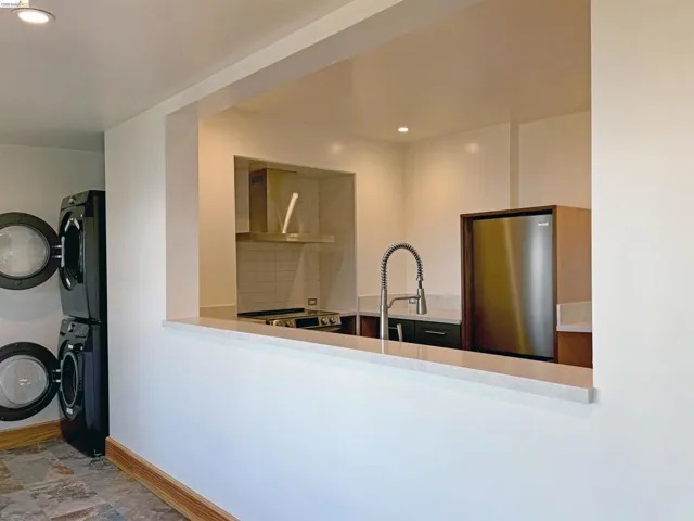517 Golden Gate Ave, Richmond, California 94801