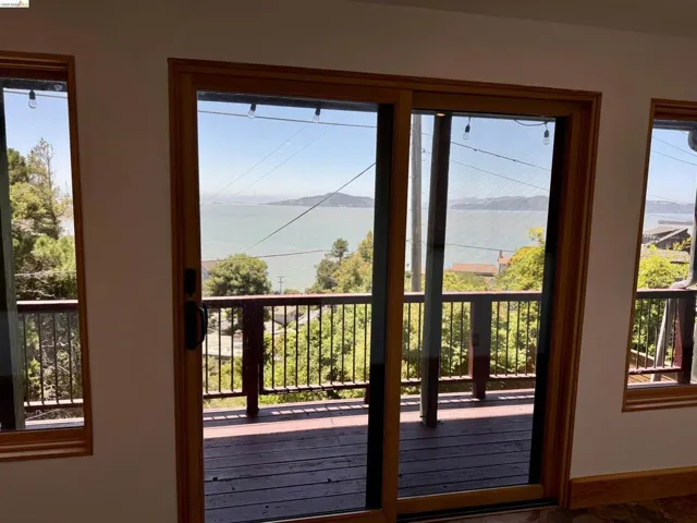 517 Golden Gate Ave, Richmond, California 94801